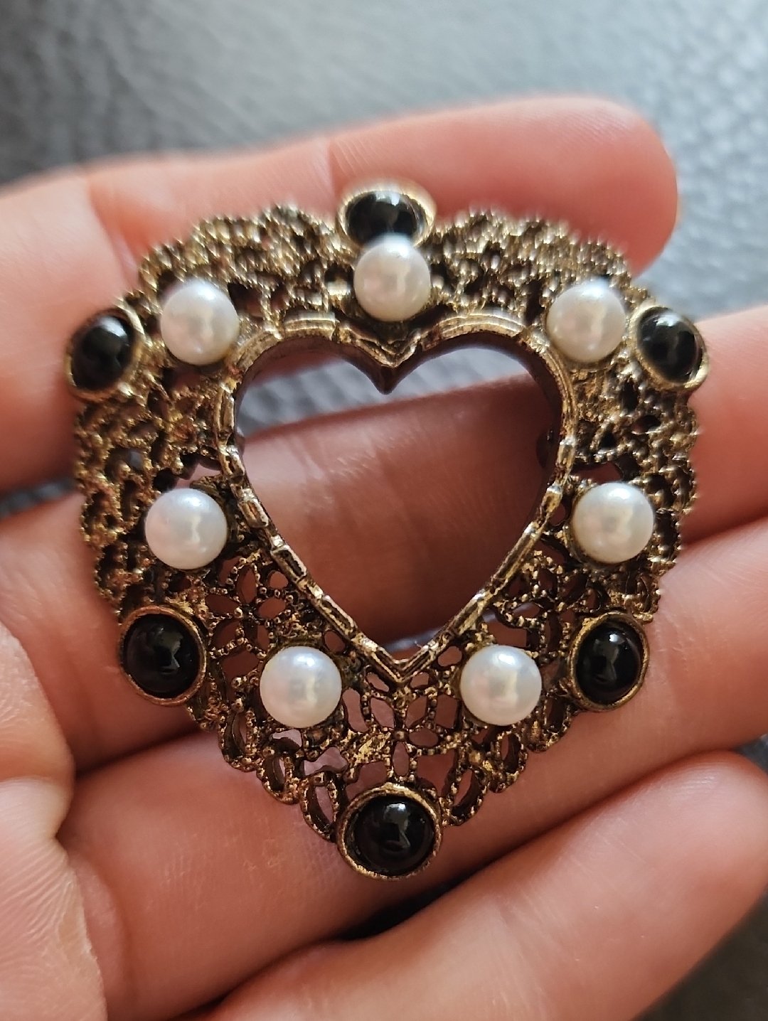 Vintage-Inspired Gold Heart Brooch With Black And Pearl Accents
